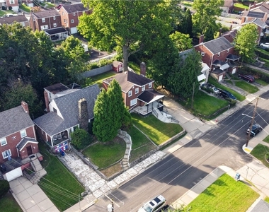 1542 Hawthorne St - Photo Thumbnail 36