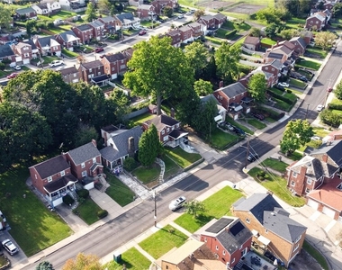 1542 Hawthorne St - Photo Thumbnail 38