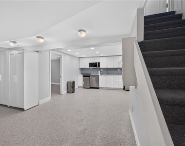 1542 Hawthorne St - Photo Thumbnail 26