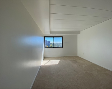 53 Academy Avenue - Photo Thumbnail 23