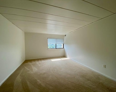 53 Academy Avenue - Photo Thumbnail 4