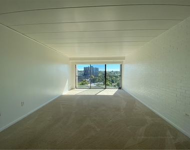 53 Academy Avenue - Photo Thumbnail 16