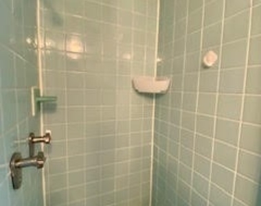 53 Academy Avenue - Photo Thumbnail 7