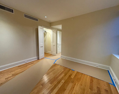 West 81st Street - Photo Thumbnail 14