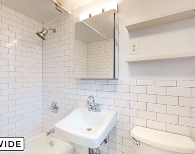 30 Charlton Street - Photo Thumbnail 2