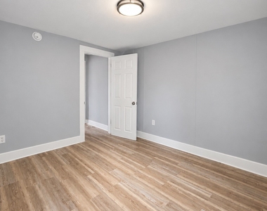 16 Pleasant Avenue - Photo Thumbnail 17