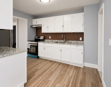 16 Pleasant Avenue - Photo Thumbnail 11
