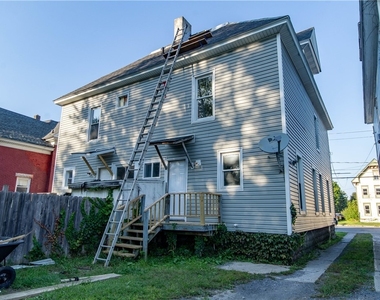 863 W Main Street - Photo Thumbnail 5