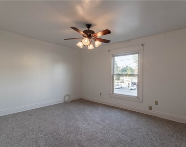 863 W Main Street - Photo Thumbnail 26
