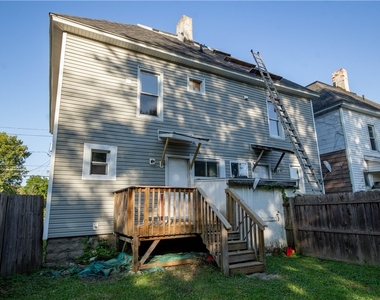 863 W Main Street - Photo Thumbnail 6