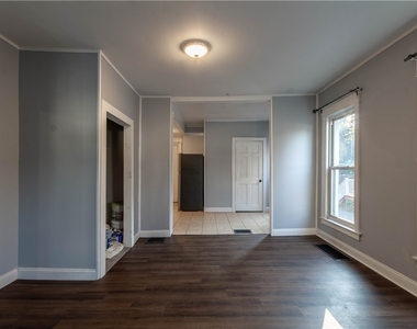 863 W Main Street - Photo Thumbnail 13
