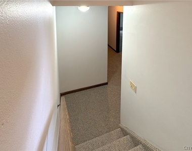 55 White Street - Photo Thumbnail 20