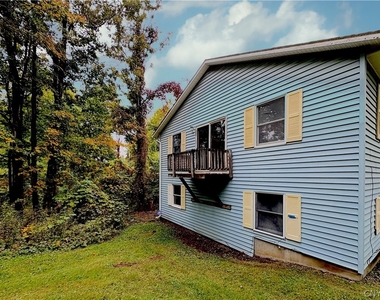 55 White Street - Photo Thumbnail 3