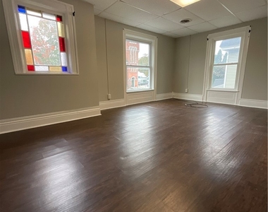 609 State Street - Photo Thumbnail 6