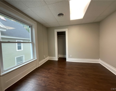 609 State Street - Photo Thumbnail 21