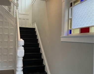 609 State Street - Photo Thumbnail 3