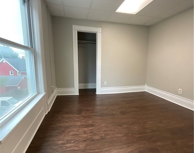 609 State Street - Photo Thumbnail 23