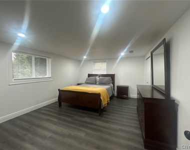 4 Center Terrace - Photo Thumbnail 27