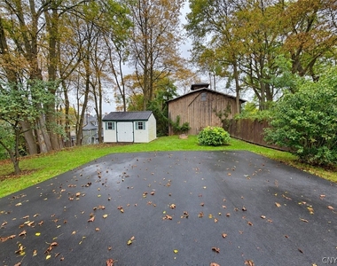 107 Ross Place - Photo Thumbnail 19