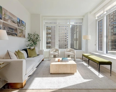 E 39th St - Photo Thumbnail 4