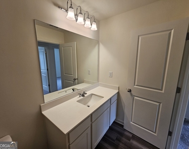 3513 Condor Court Sw - Photo Thumbnail 18