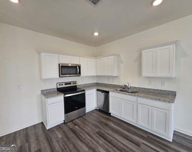 3513 Condor Court Sw - Photo Thumbnail 4