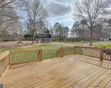 1021 Jessica Way - Photo Thumbnail 33