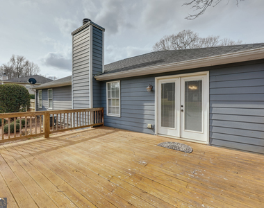 1021 Jessica Way - Photo Thumbnail 31