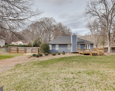 1021 Jessica Way - Photo Thumbnail 38