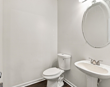 8260 Oakley Circle - Photo Thumbnail 16