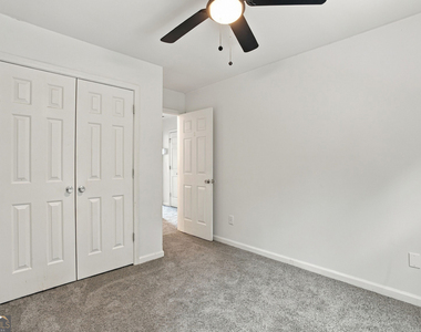 8260 Oakley Circle - Photo Thumbnail 20