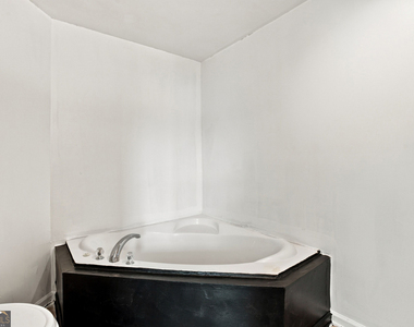 8260 Oakley Circle - Photo Thumbnail 28