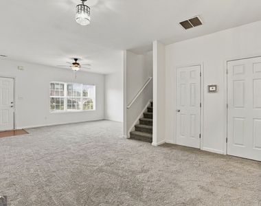 8260 Oakley Circle - Photo Thumbnail 17