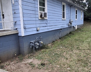 216 Alabama Street - Photo Thumbnail 6