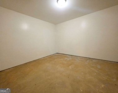 613 N Fairfield Drive - Photo Thumbnail 18