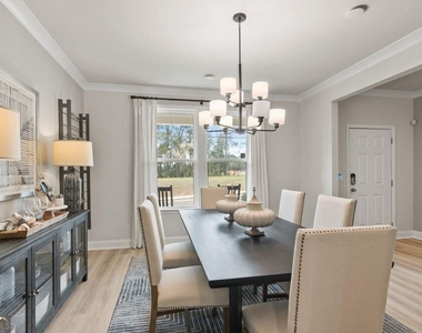 5015 Kennison Way - Photo Thumbnail 1
