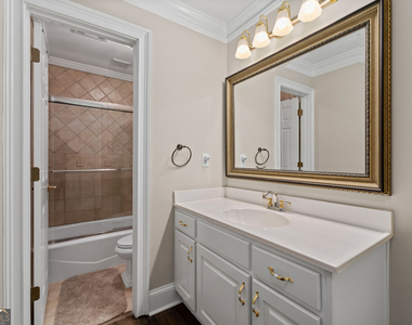 1120 Highland Bluff Drive Se - Photo Thumbnail 26