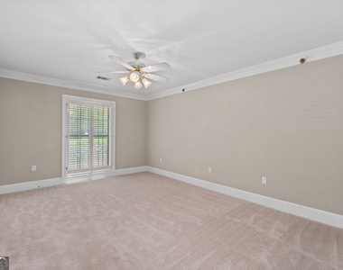 1120 Highland Bluff Drive Se - Photo Thumbnail 19