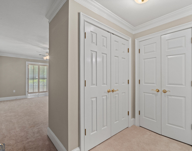 1120 Highland Bluff Drive Se - Photo Thumbnail 18