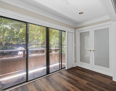 1120 Highland Bluff Drive Se - Photo Thumbnail 15