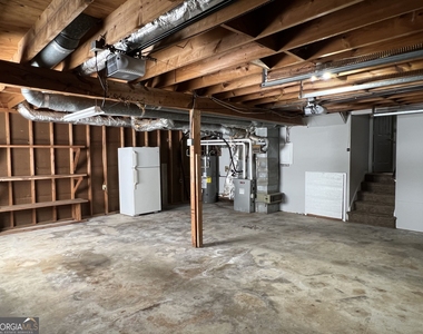 4101 Springlake Circle - Photo Thumbnail 21