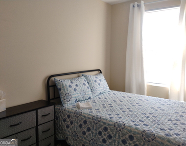 873 Grayson Avenue - Photo Thumbnail 8