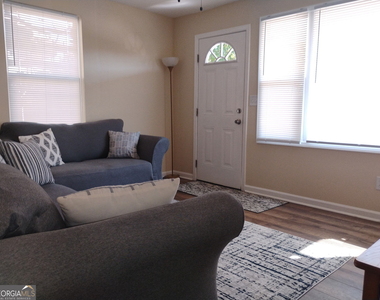 873 Grayson Avenue - Photo Thumbnail 2