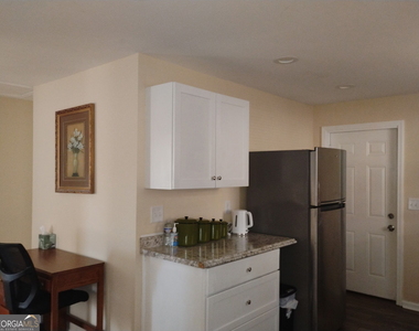 873 Grayson Avenue - Photo Thumbnail 4