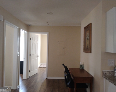 873 Grayson Avenue - Photo Thumbnail 3