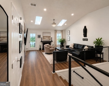 7953 Woodlake Drive - Photo Thumbnail 1