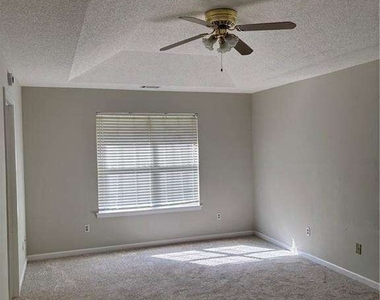 331 Wildwood Circle Se - Photo Thumbnail 11