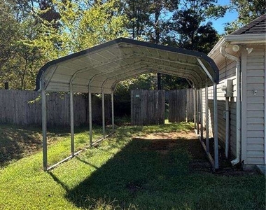 331 Wildwood Circle Se - Photo Thumbnail 5