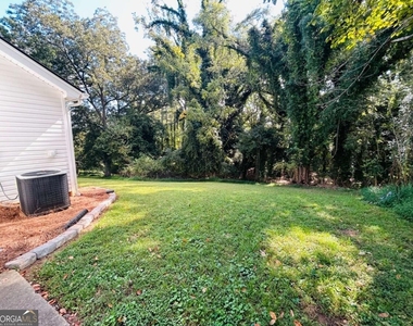 28 Spring Street - Photo Thumbnail 12