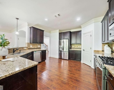 13333 Flamingo Road - Photo Thumbnail 6